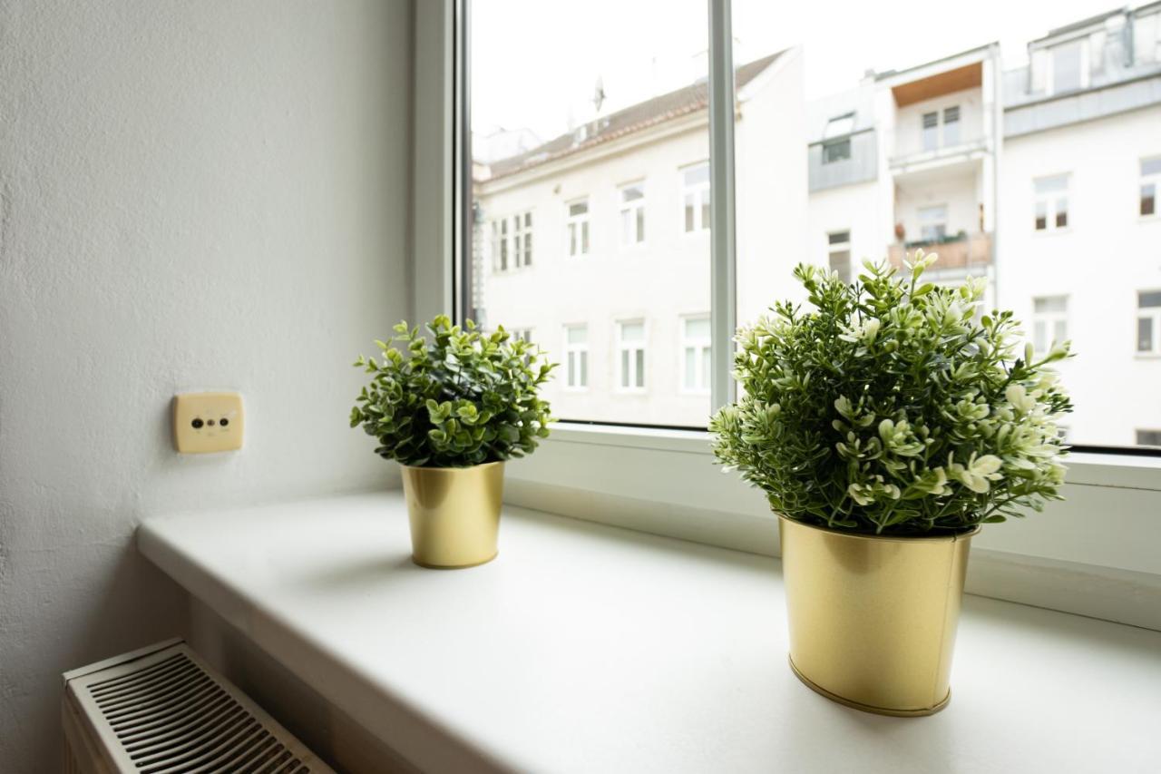 Lovely 1-Bedroom Apartment Next To Praterstern เวียนนา ภายนอก รูปภาพ