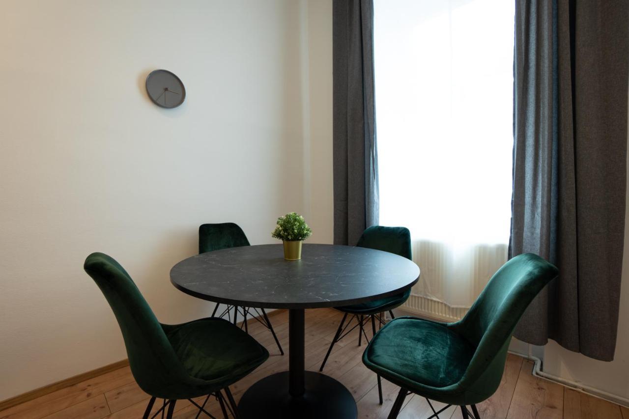 Lovely 1-Bedroom Apartment Next To Praterstern เวียนนา ภายนอก รูปภาพ