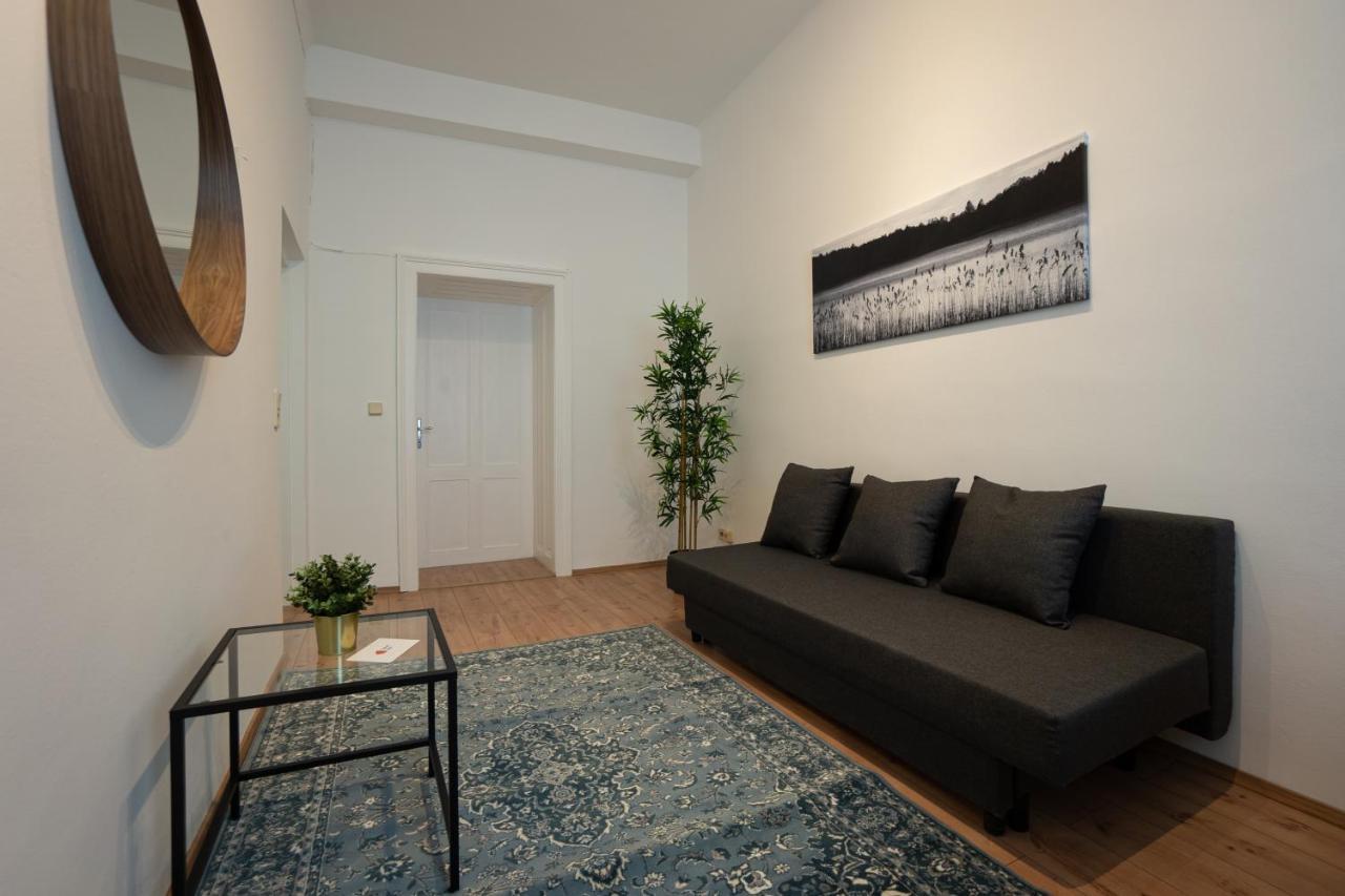 Lovely 1-Bedroom Apartment Next To Praterstern เวียนนา ภายนอก รูปภาพ